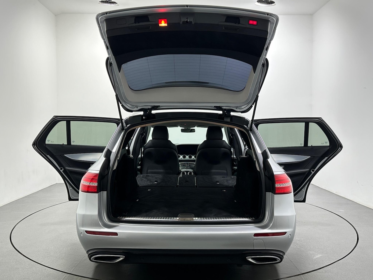 Used Mercedes-Benz E Class 2020 for sale - 76953220: Photo 43