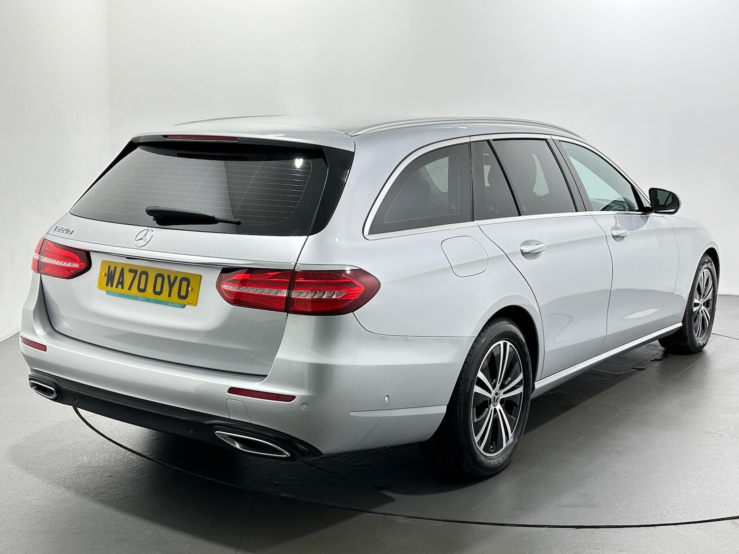 Used Mercedes-Benz E Class 2020 for sale - 76953220: Photo 8