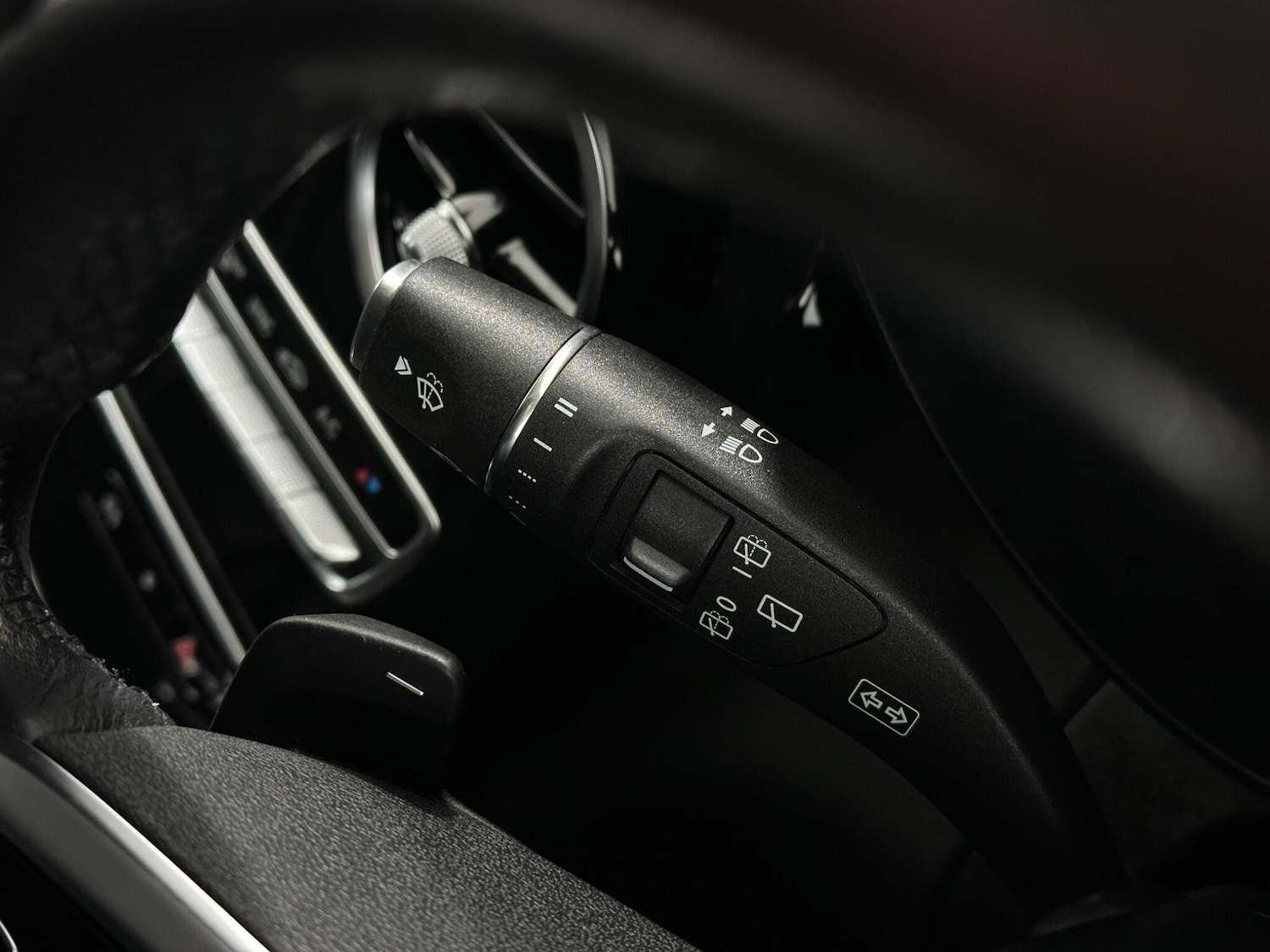 Used Mercedes-Benz GLC 2019 for sale - 76976616: Photo 13