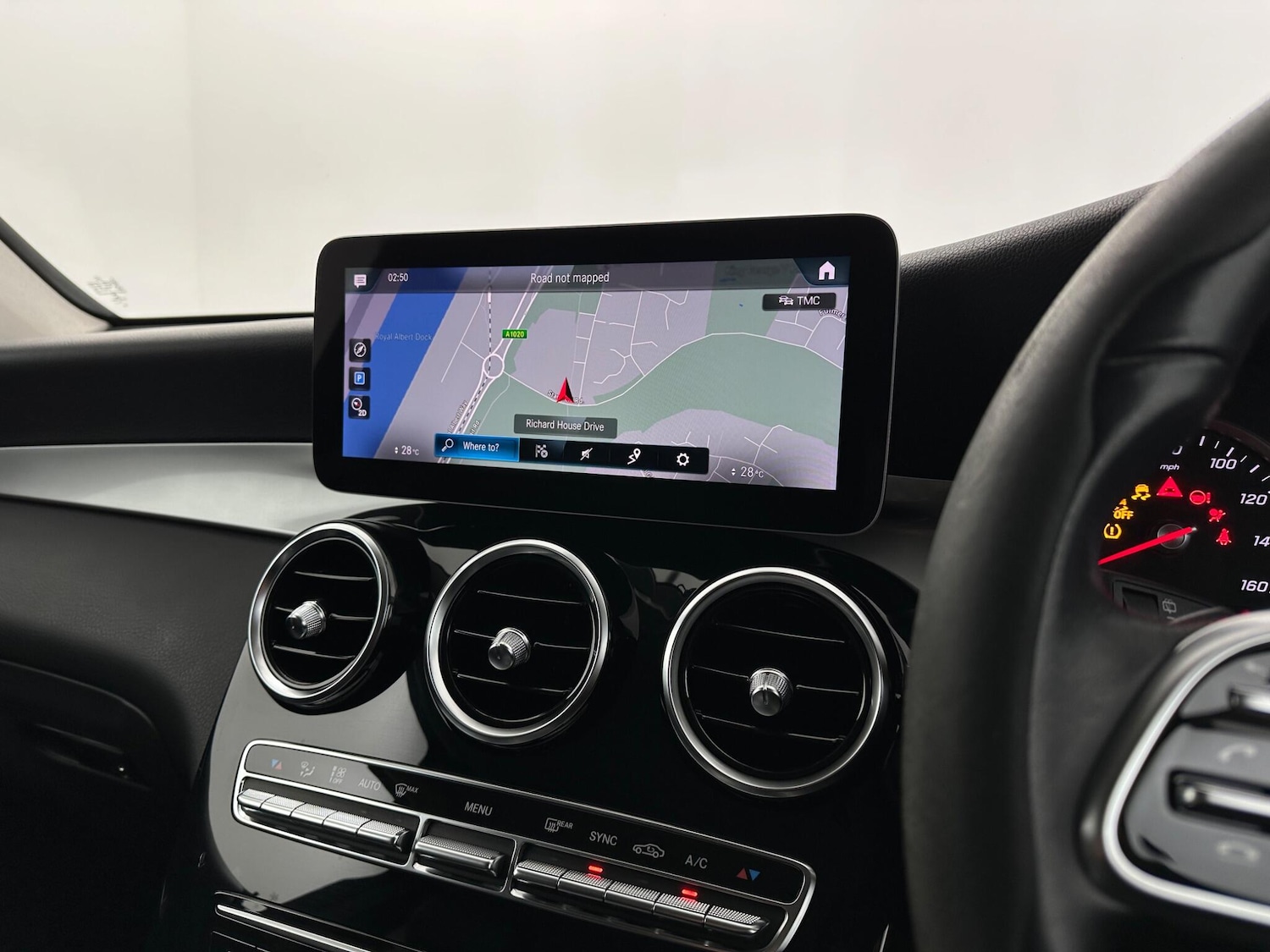 Used Mercedes-Benz GLC 2019 for sale - 76976616: Photo 24