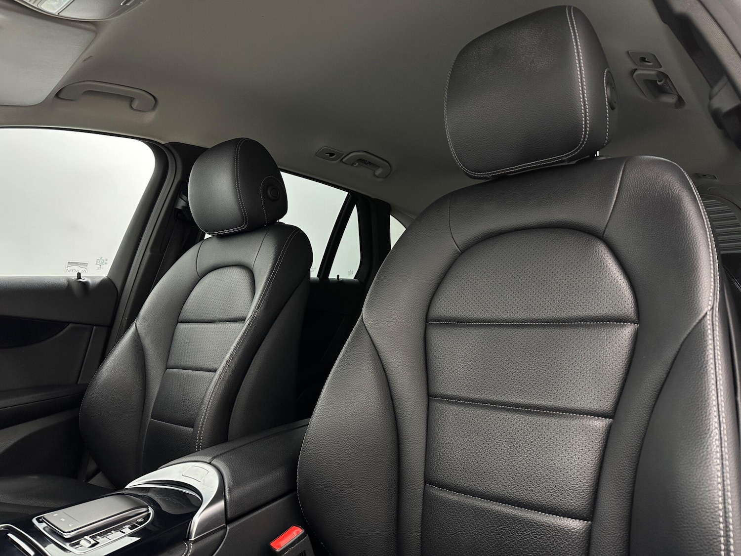 Used Mercedes-Benz GLC 2019 for sale - 76976616: Photo 35