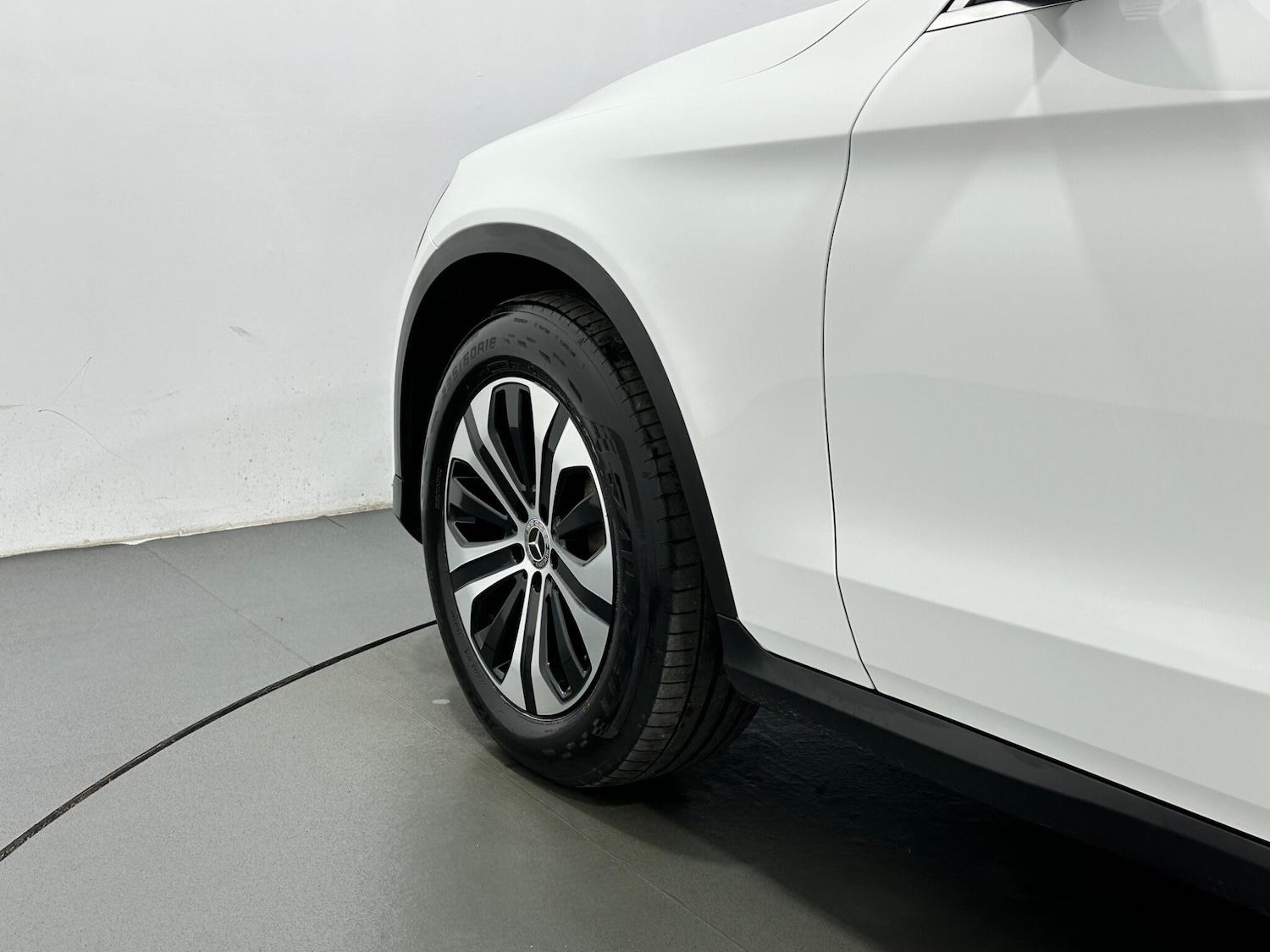 Used Mercedes-Benz GLC 2019 for sale - 76976616: Photo 50