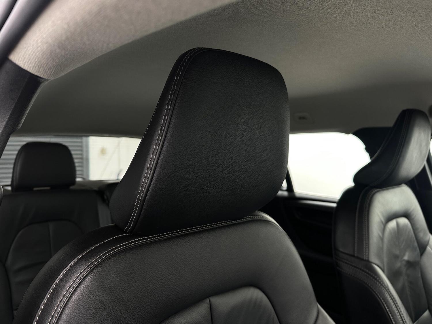 Used Volvo XC40 2021 for sale - 77229689: Photo 30