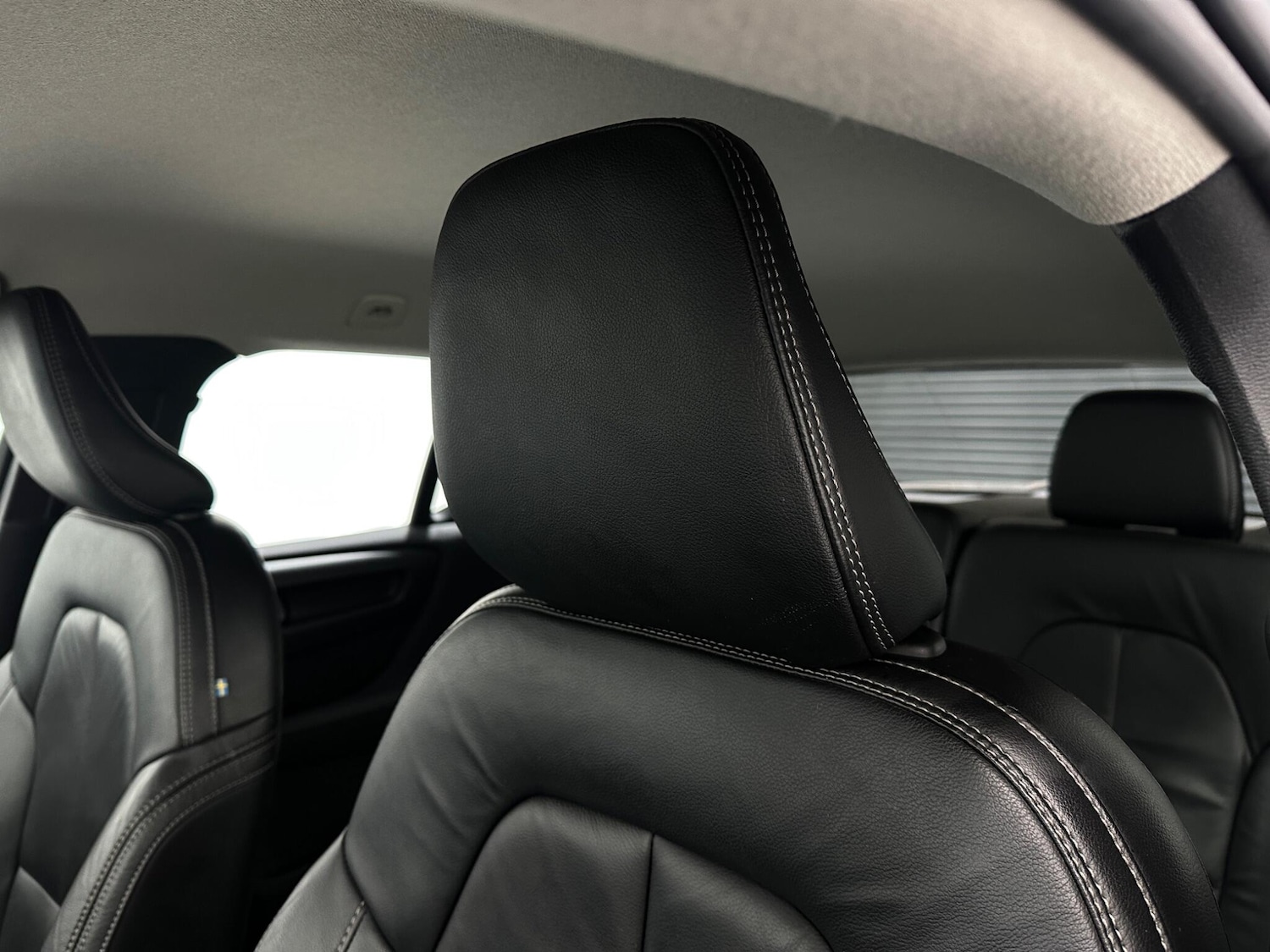 Used Volvo XC40 2021 for sale - 77229689: Photo 34