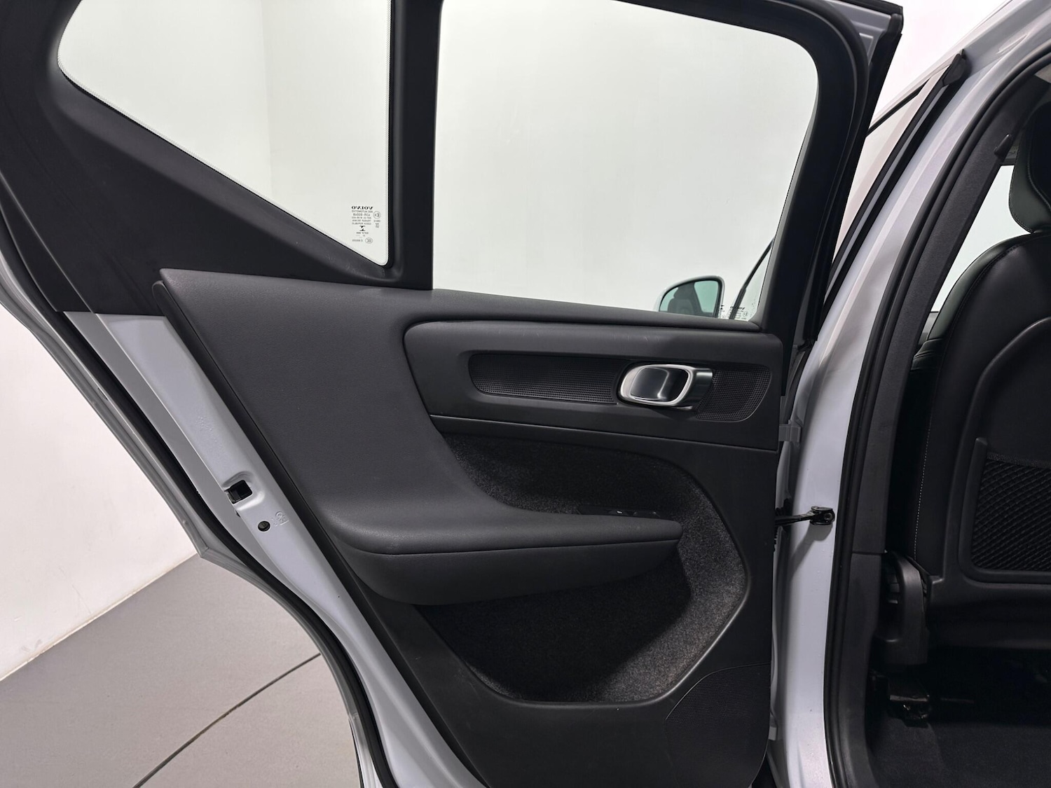 Used Volvo XC40 2021 for sale - 77229689: Photo 38