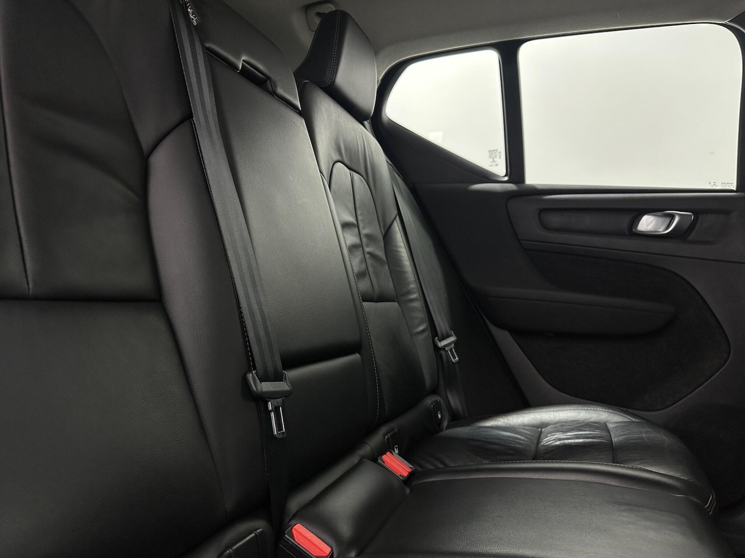 Used Volvo XC40 2021 for sale - 77229689: Photo 40