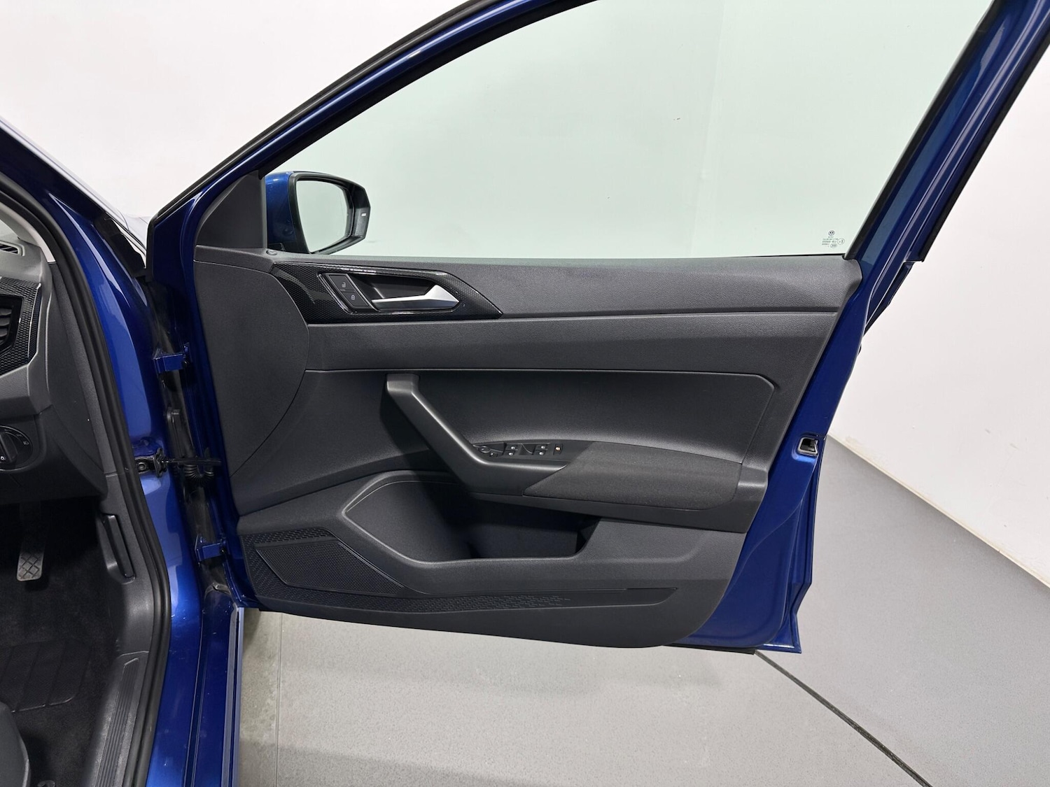 Used Volkswagen Polo 2023 for sale - 77632927: Photo 33