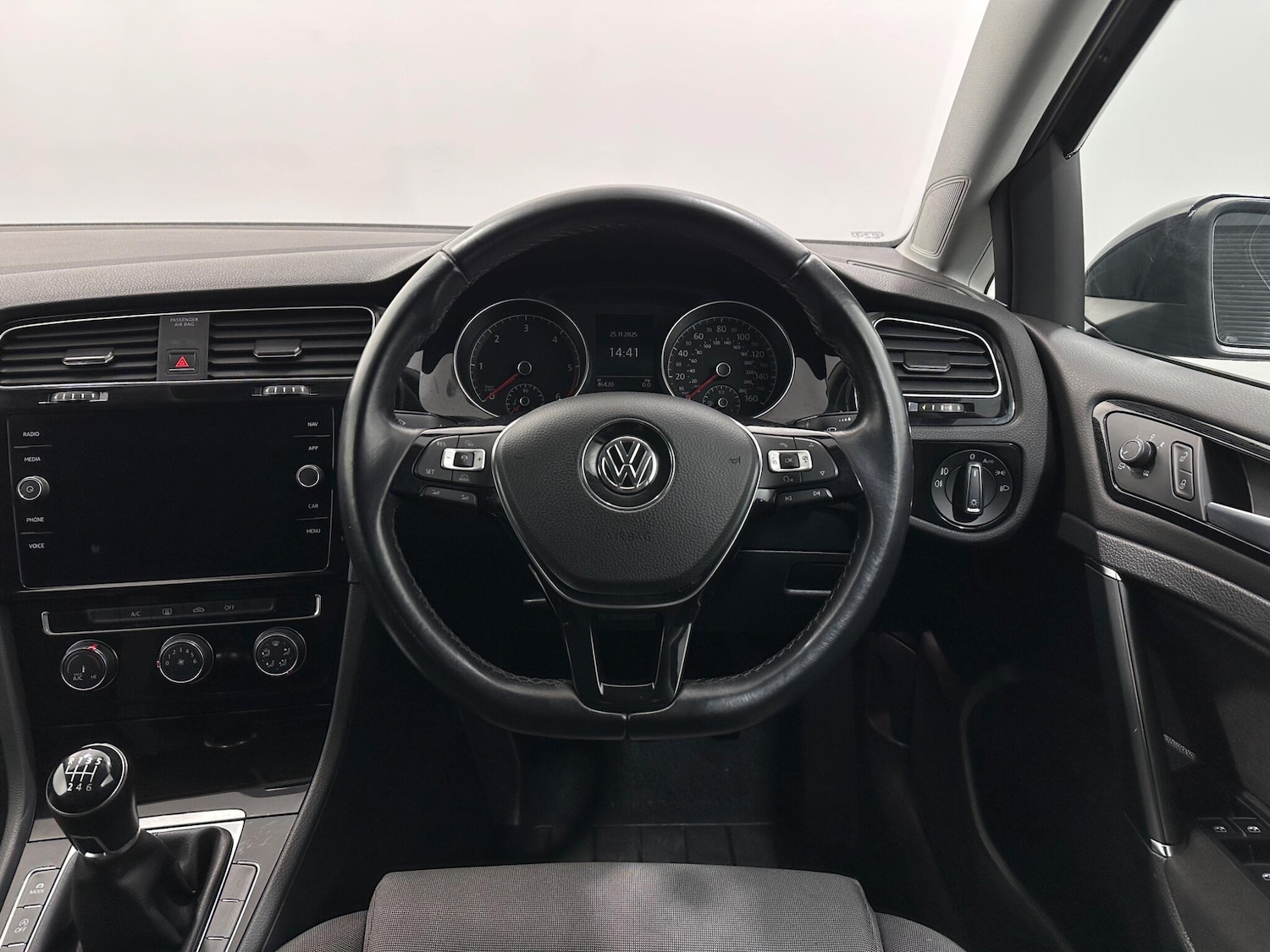 Used Volkswagen Golf 2018 for sale - 76878632: Photo 12