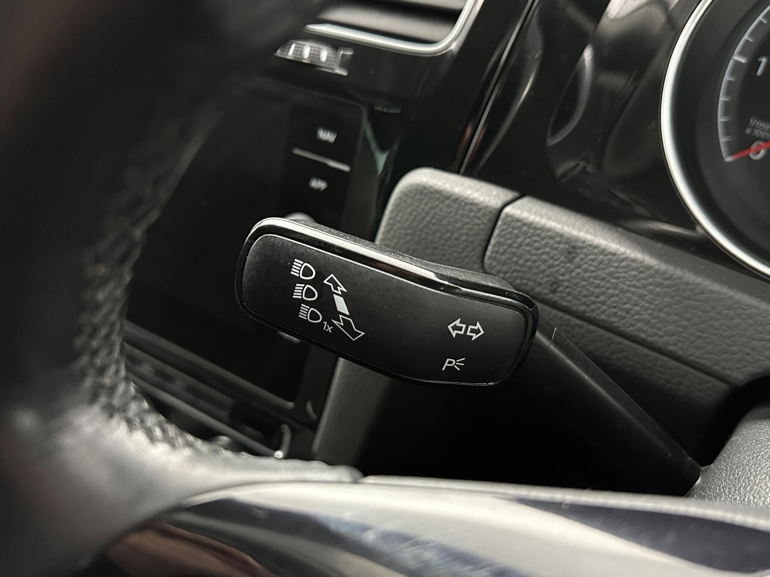 Used Volkswagen Golf 2018 for sale - 76878632: Photo 13