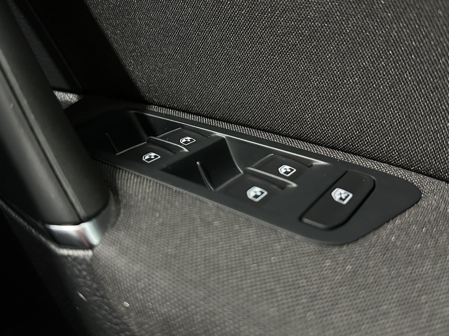 Used Volkswagen Golf 2018 for sale - 76878632: Photo 18