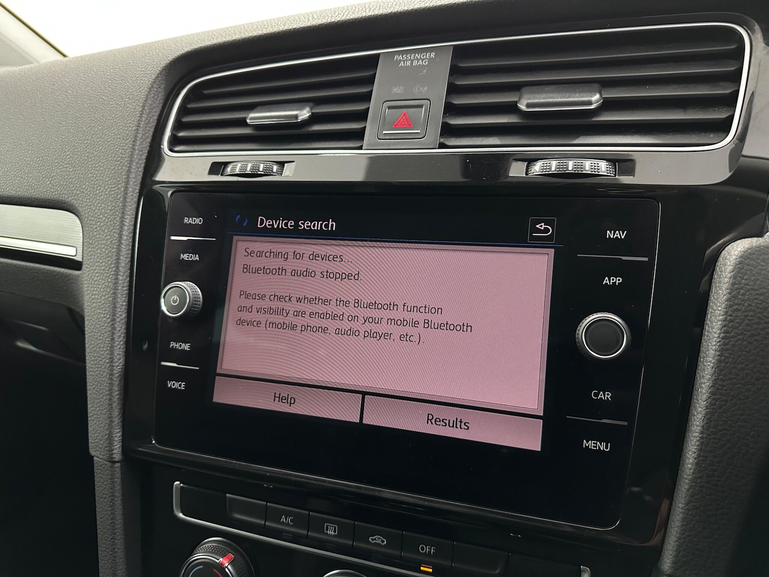 Used Volkswagen Golf 2018 for sale - 76878632: Photo 24