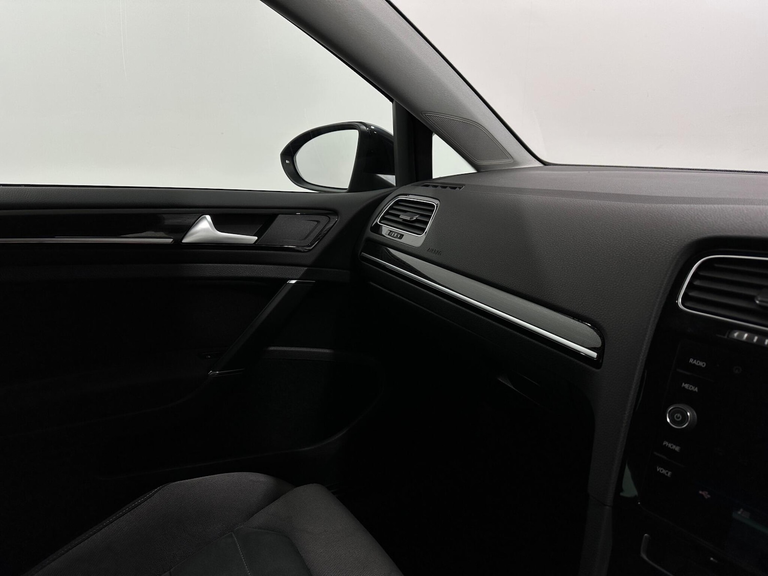 Used Volkswagen Golf 2018 for sale - 76878632: Photo 26