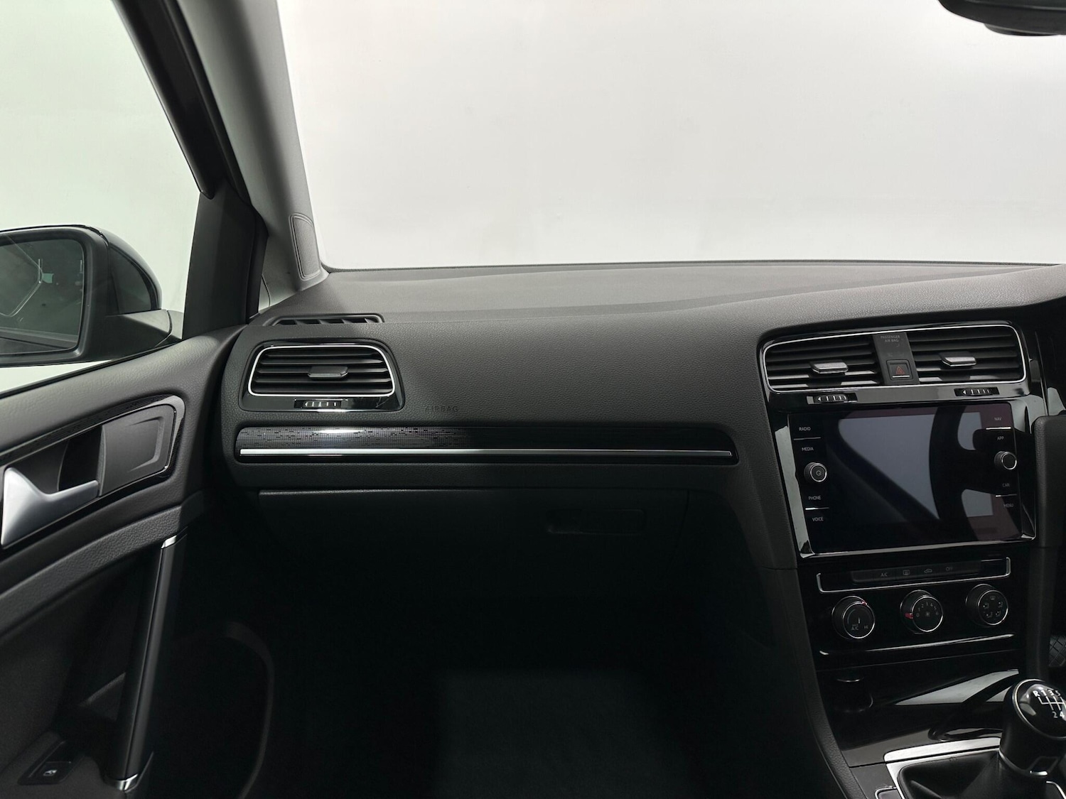 Used Volkswagen Golf 2018 for sale - 76878632: Photo 28