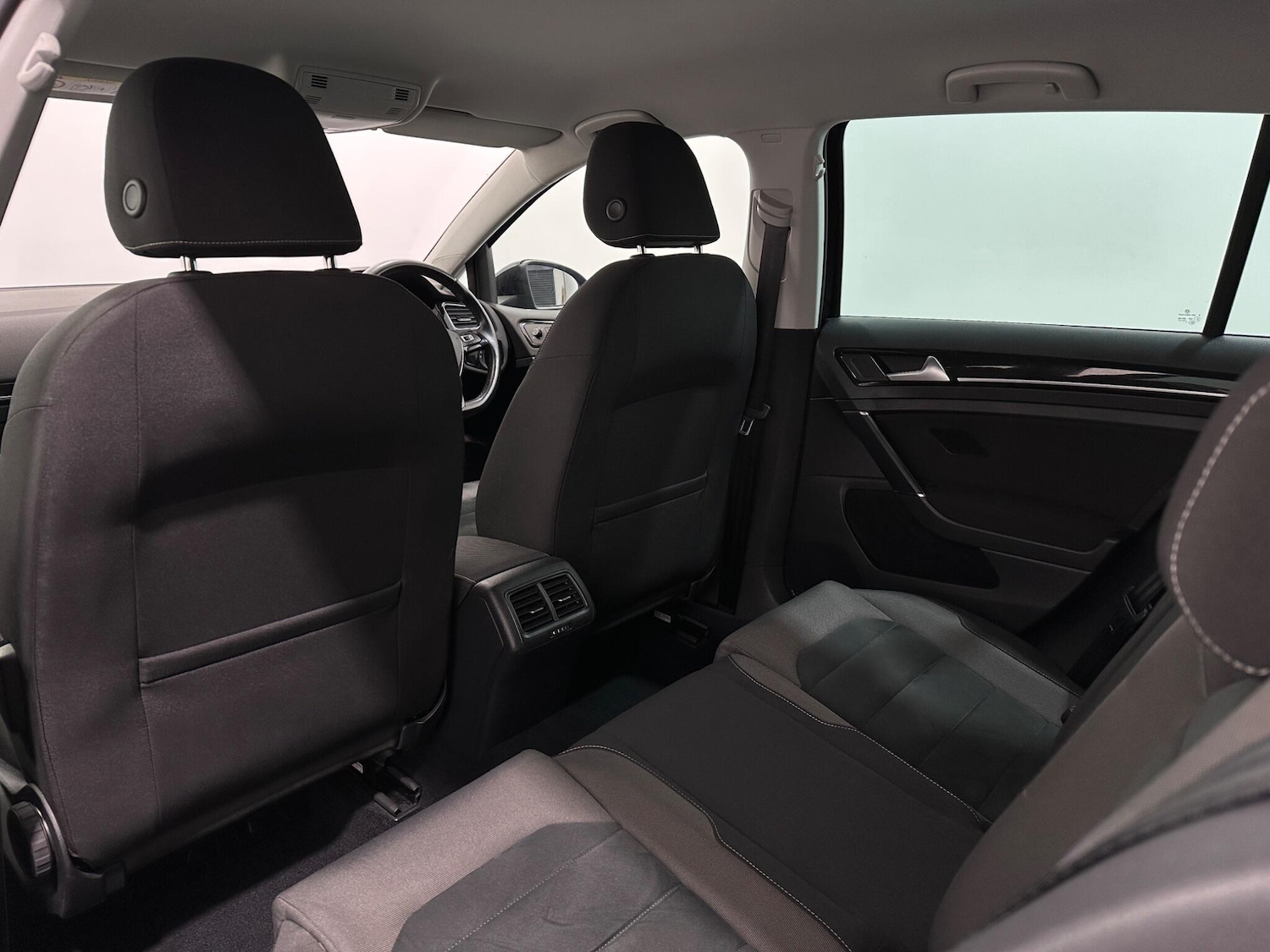 Used Volkswagen Golf 2018 for sale - 76878632: Photo 37