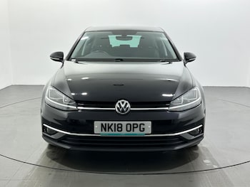 Used Volkswagen Golf 2018 for sale - 76878632: Photo