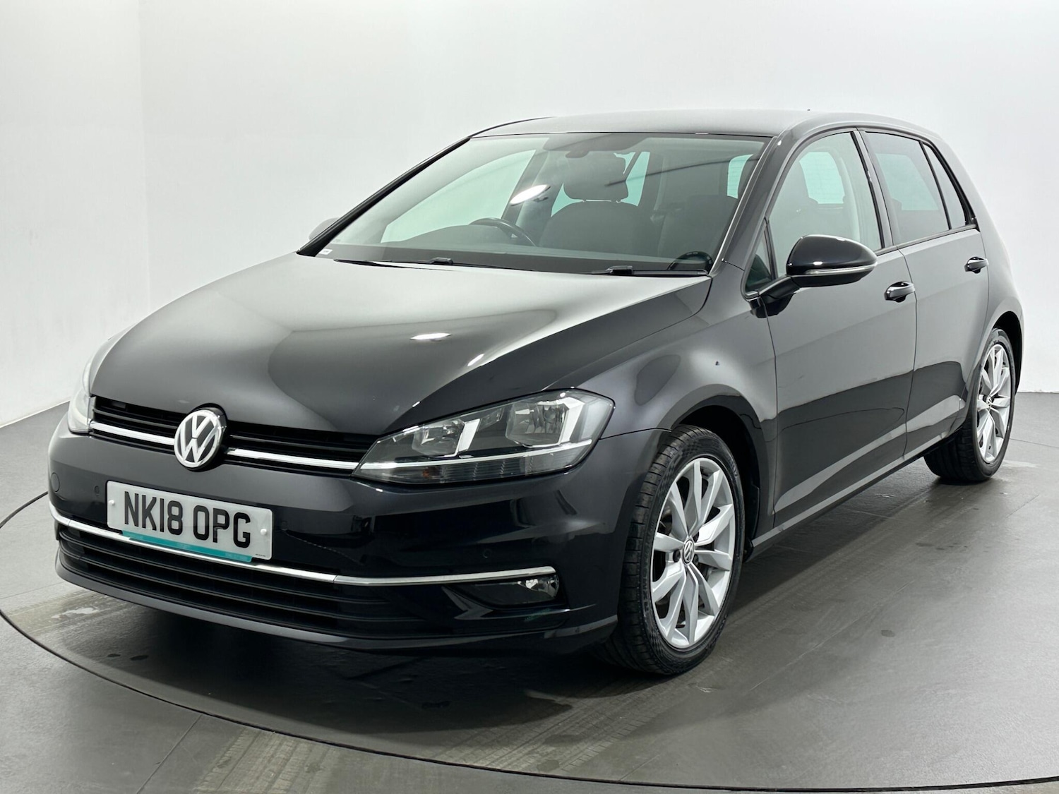Used Volkswagen Golf 2018 for sale - 76878632: Photo 4