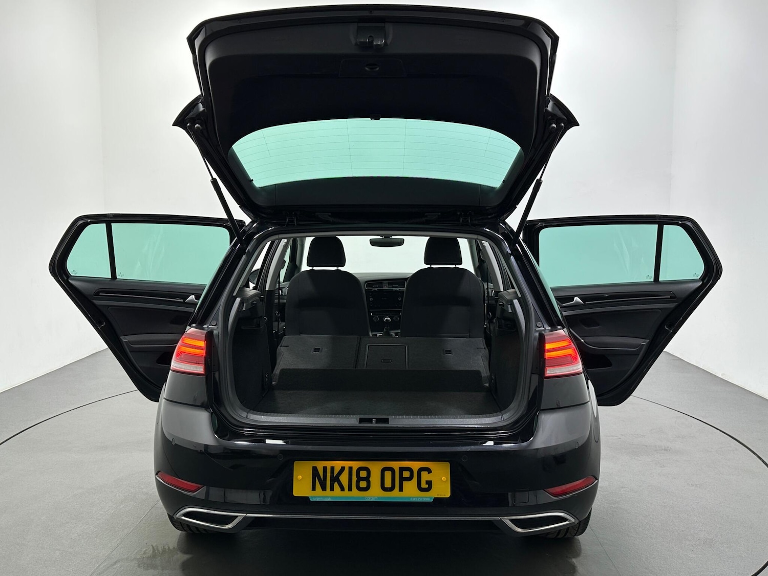 Used Volkswagen Golf 2018 for sale - 76878632: Photo 43