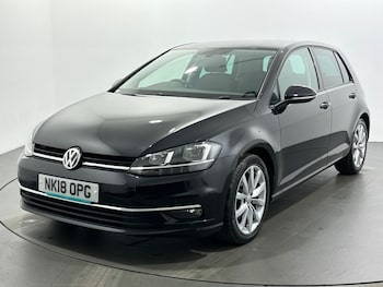 Used Volkswagen Golf 2018 for sale - 76878632: Photo
