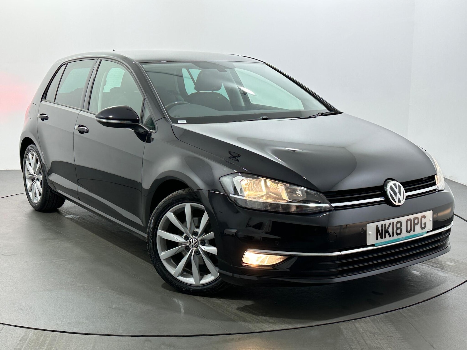 Used Volkswagen Golf 2018 for sale - 76878632: Photo 53
