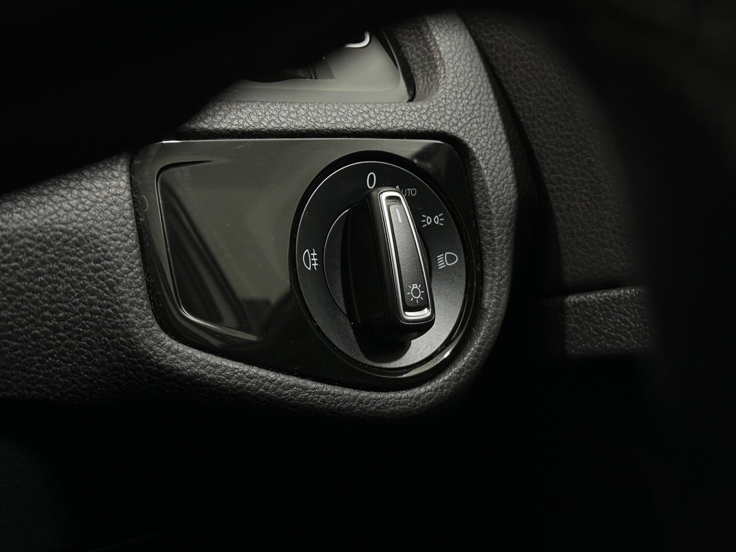 Used Volkswagen Golf 2019 for sale - 77575076: Photo 18