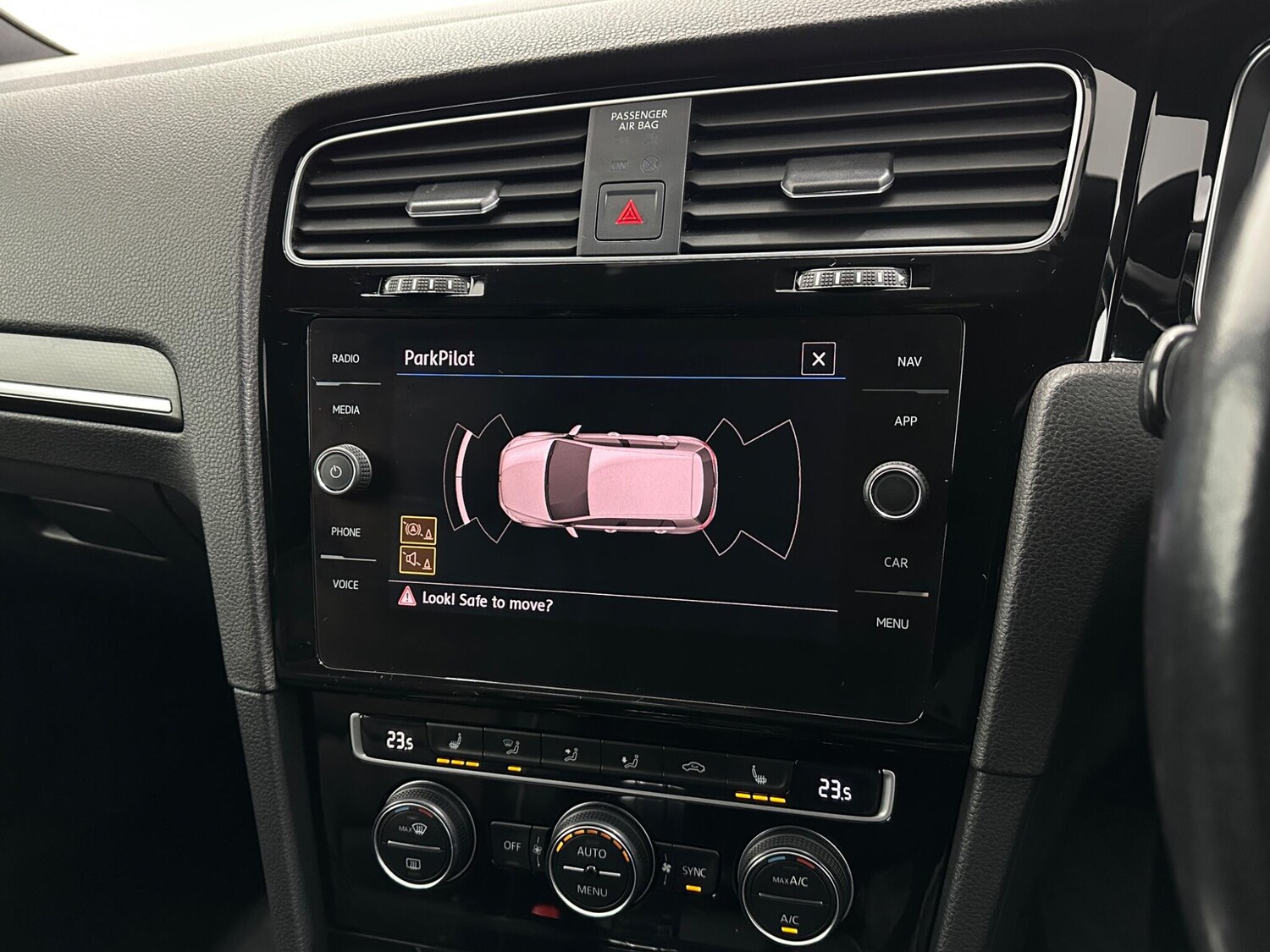 Used Volkswagen Golf 2019 for sale - 77575076: Photo 23