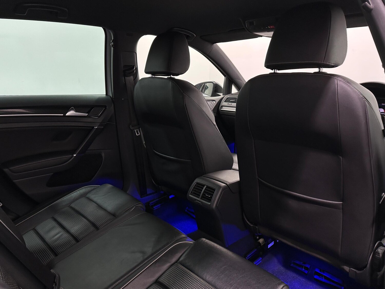 Used Volkswagen Golf 2019 for sale - 77575076: Photo 41