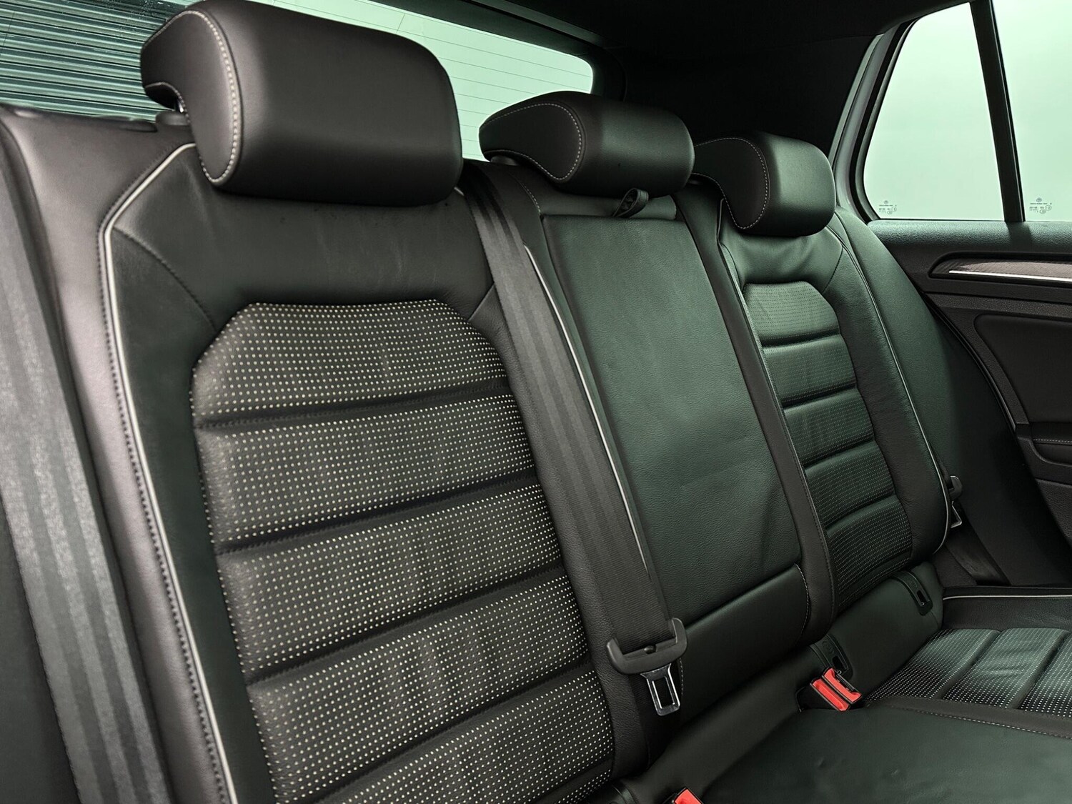 Used Volkswagen Golf 2019 for sale - 77575076: Photo 42