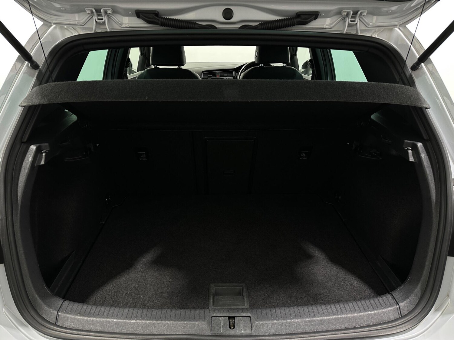 Used Volkswagen Golf 2019 for sale - 77575076: Photo 47