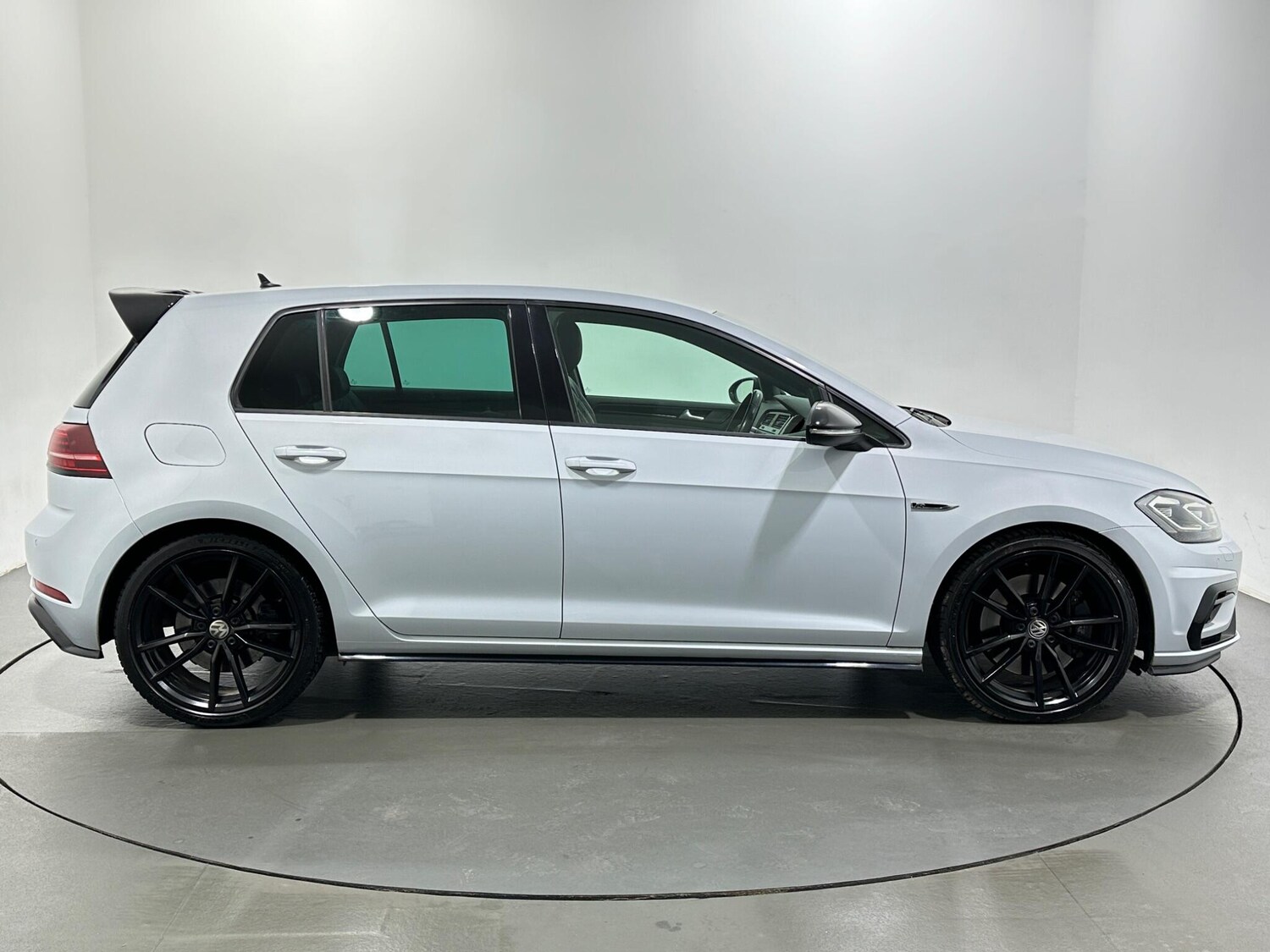 Used Volkswagen Golf 2019 for sale - 77575076: Photo 9
