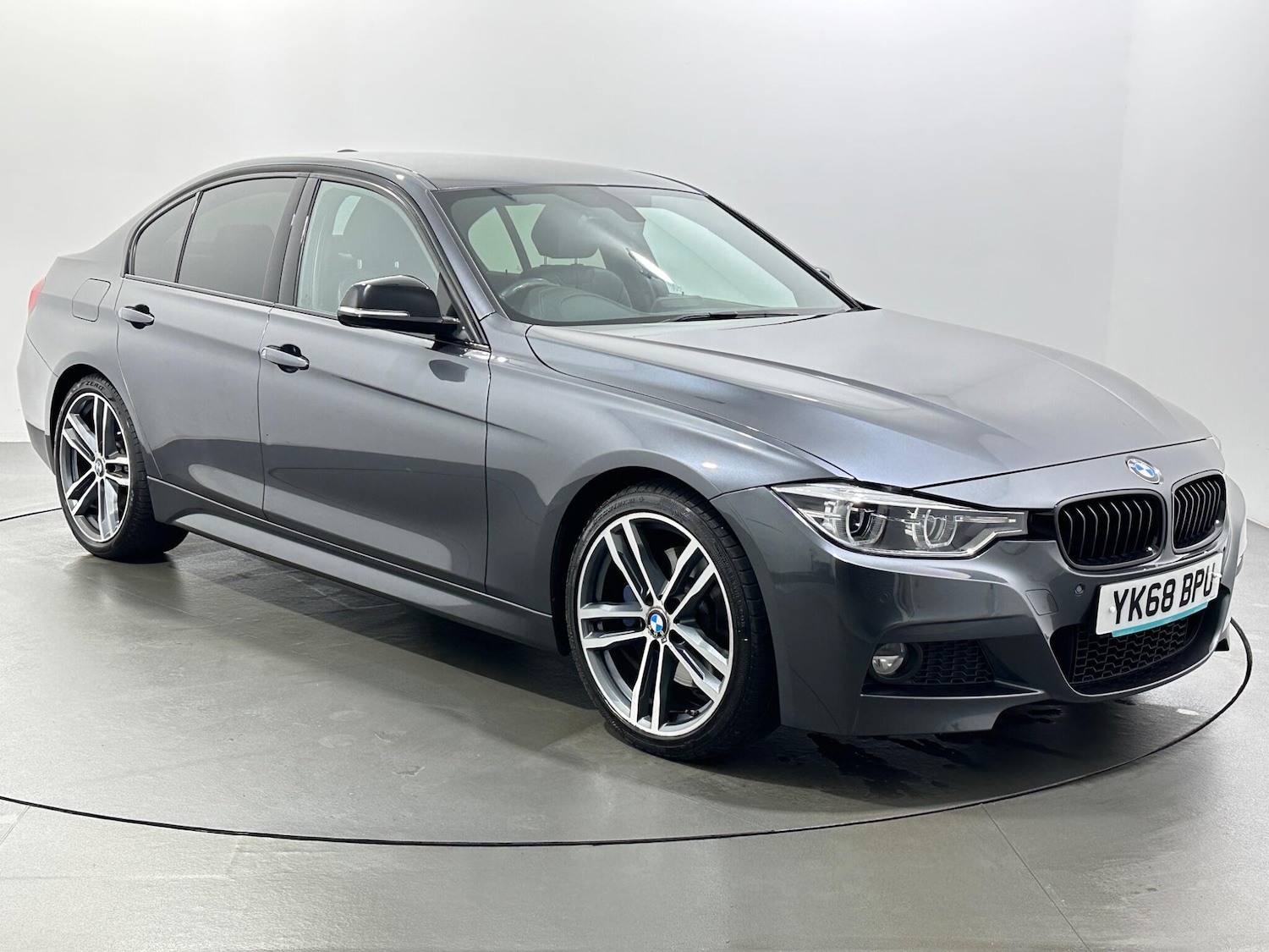 Used BMW 3 Series 2018 for sale - 76878652: Photo 1