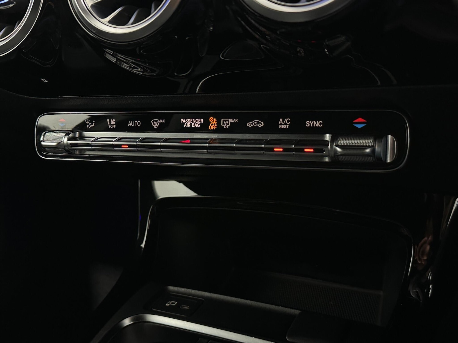 Used Mercedes-Benz A-Class 2019 for sale - 76878486: Photo 20