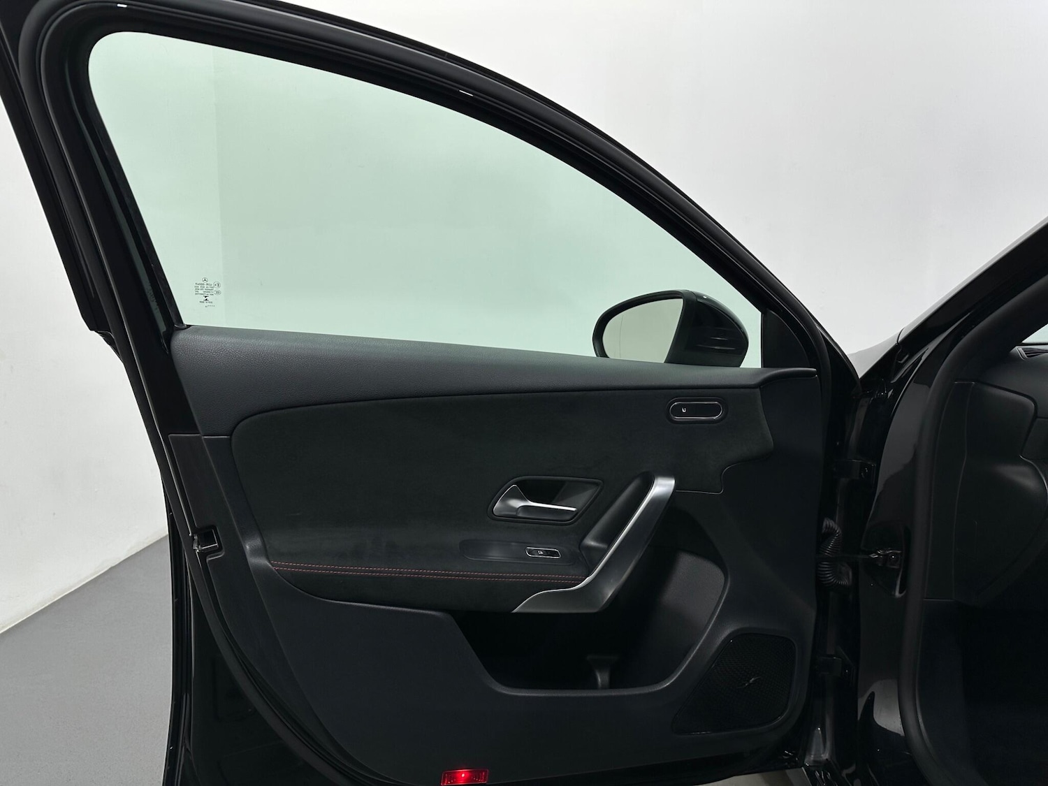 Used Mercedes-Benz A-Class 2019 for sale - 76878486: Photo 35