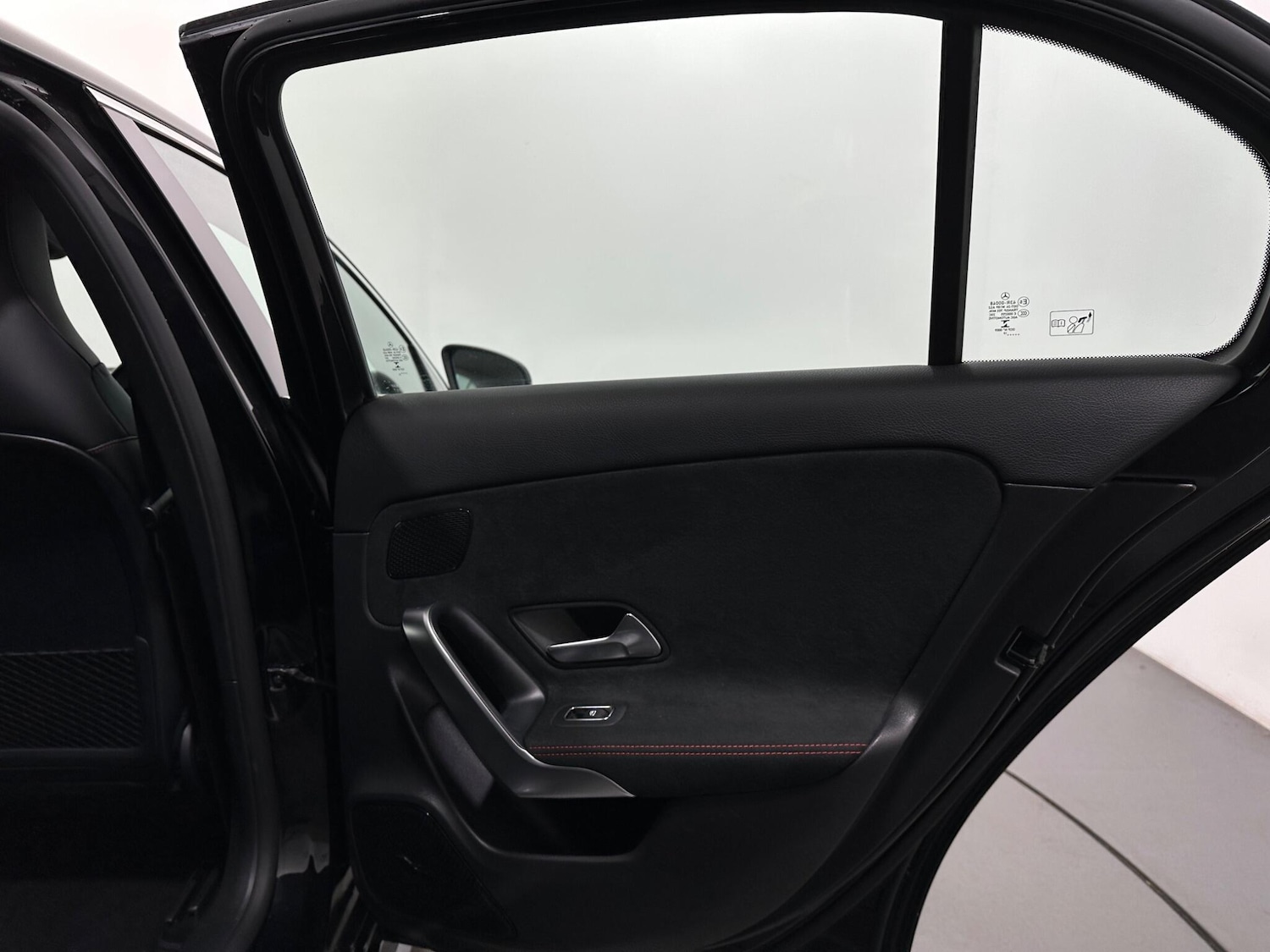 Used Mercedes-Benz A-Class 2019 for sale - 76878486: Photo 41