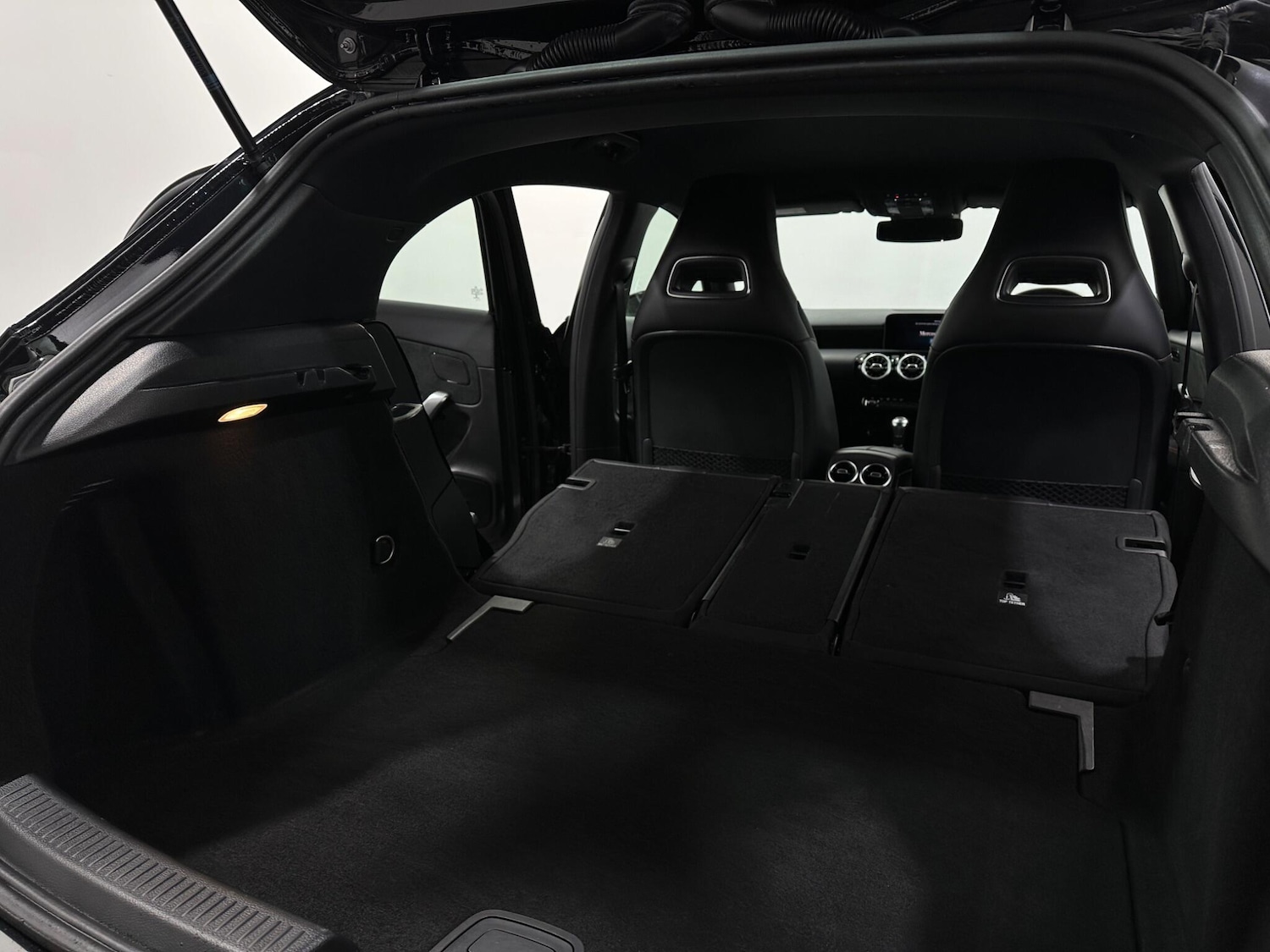 Used Mercedes-Benz A-Class 2019 for sale - 76878486: Photo 43