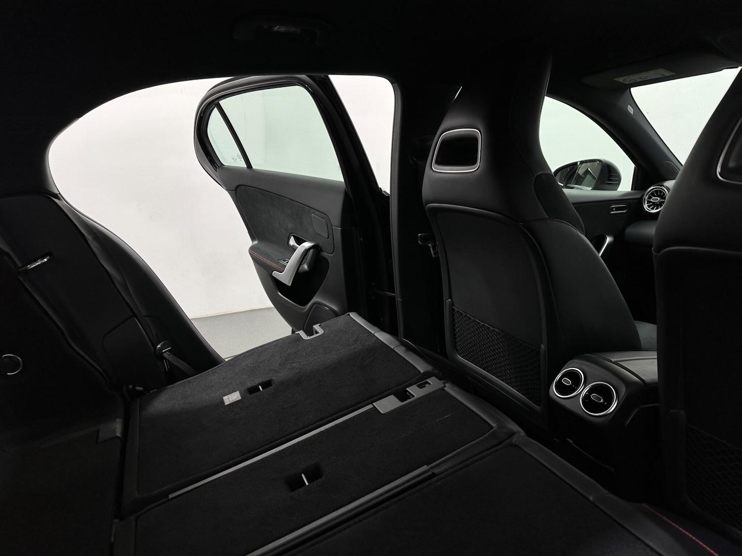 Used Mercedes-Benz A-Class 2019 for sale - 76878486: Photo 44