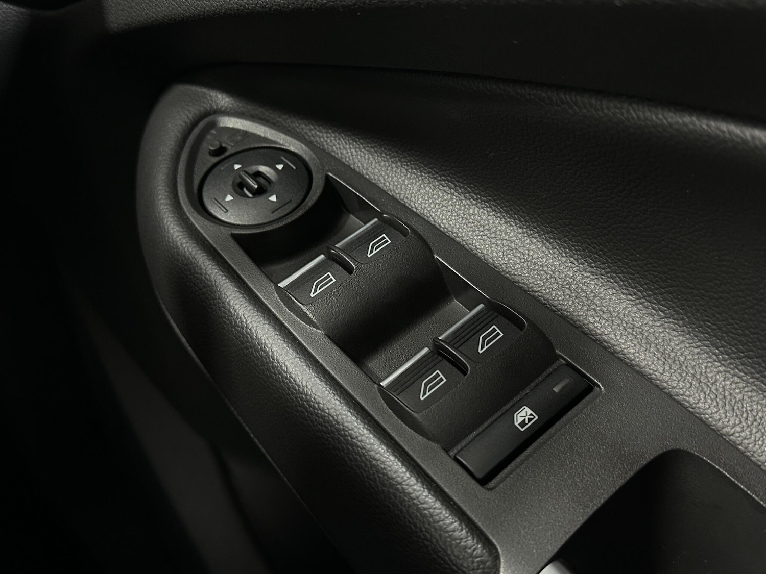 Used Ford Kuga 2015 for sale - 78115874: Photo 18