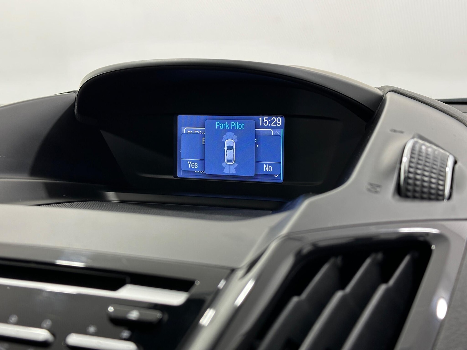 Used Ford Kuga 2015 for sale - 78115874: Photo 23