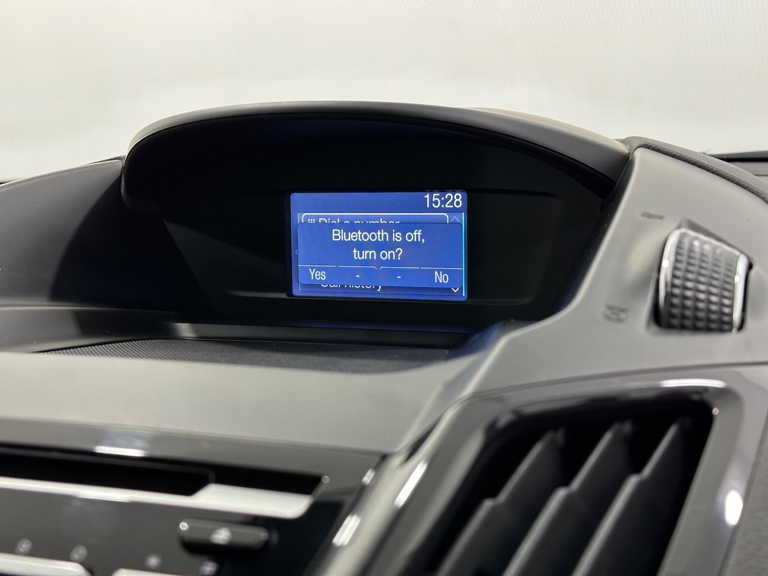 Used Ford Kuga 2015 for sale - 78115874: Photo 25