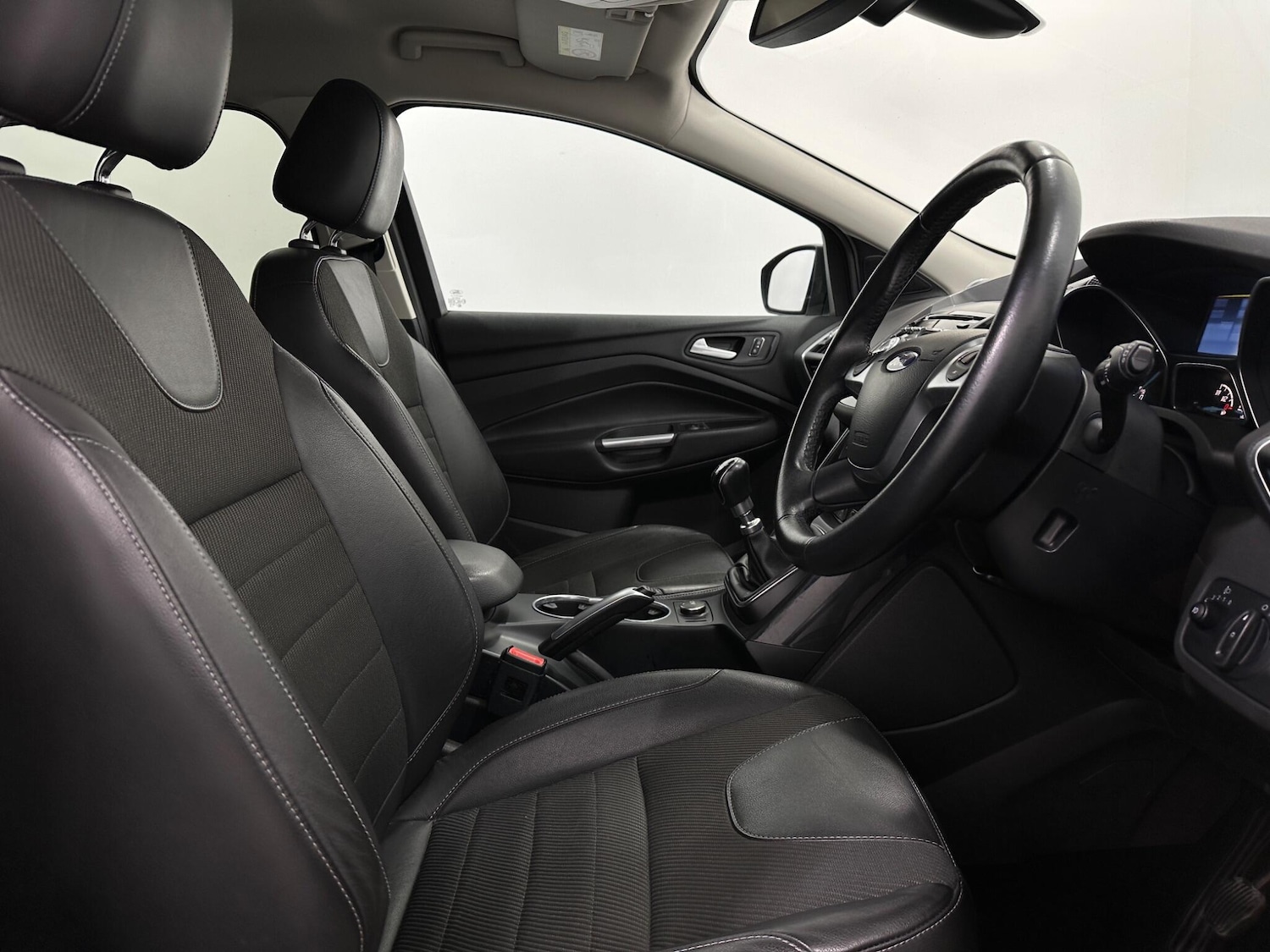 Used Ford Kuga 2015 for sale - 78115874: Photo 31