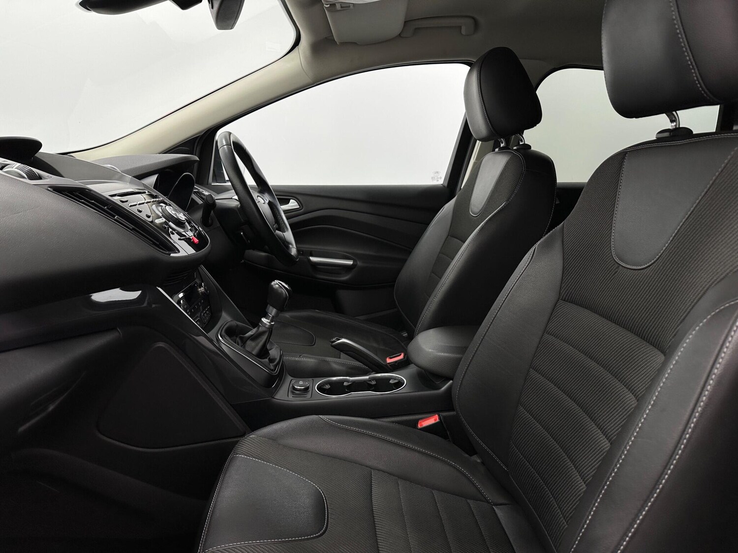 Used Ford Kuga 2015 for sale - 78115874: Photo 34