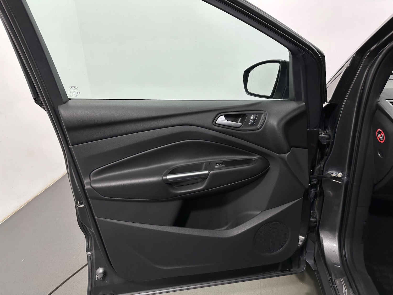 Used Ford Kuga 2015 for sale - 78115874: Photo 36