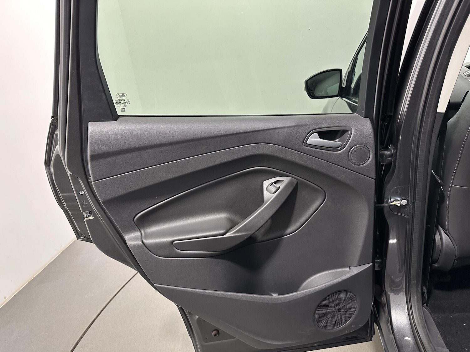 Used Ford Kuga 2015 for sale - 78115874: Photo 39