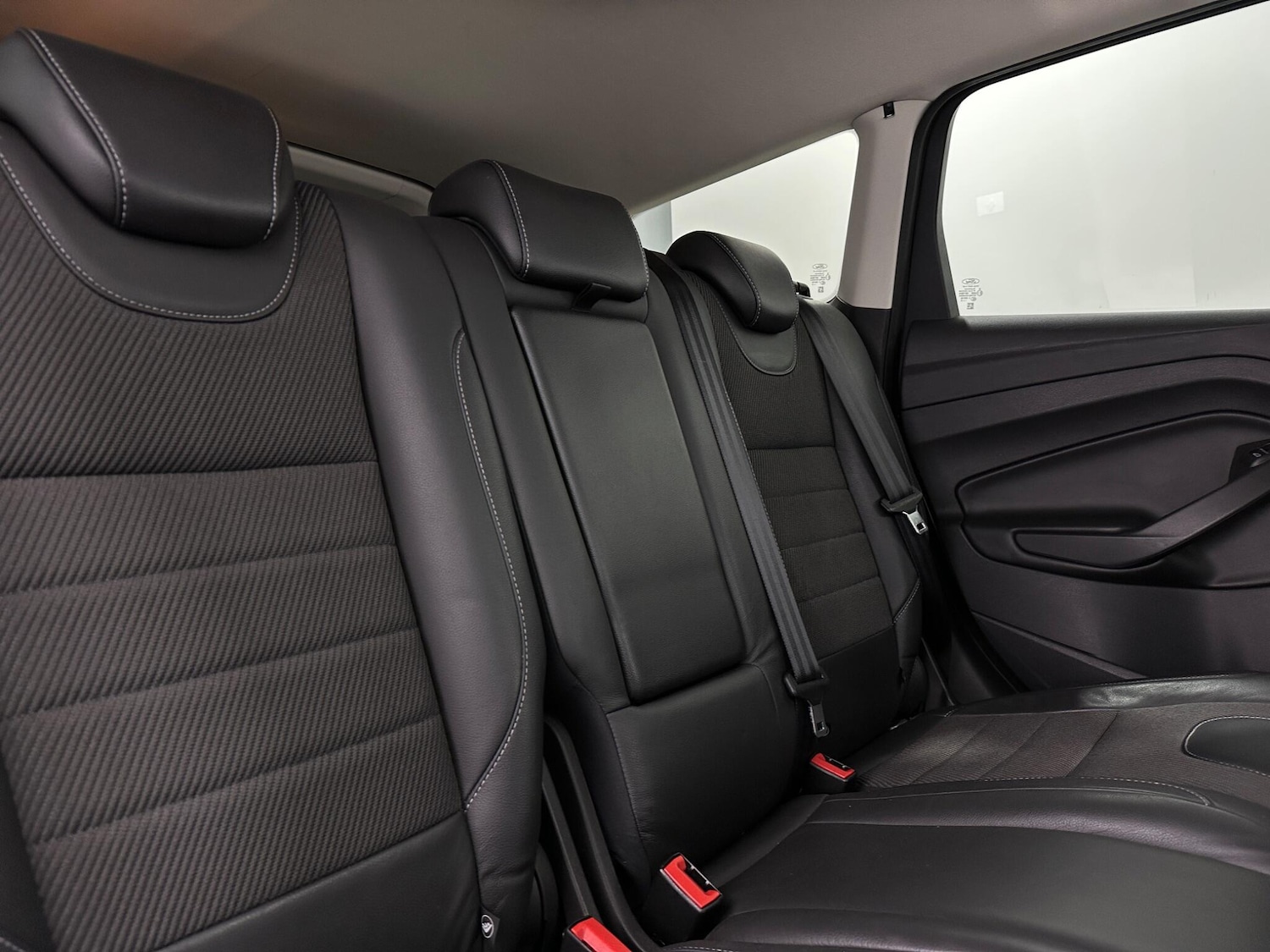 Used Ford Kuga 2015 for sale - 78115874: Photo 41