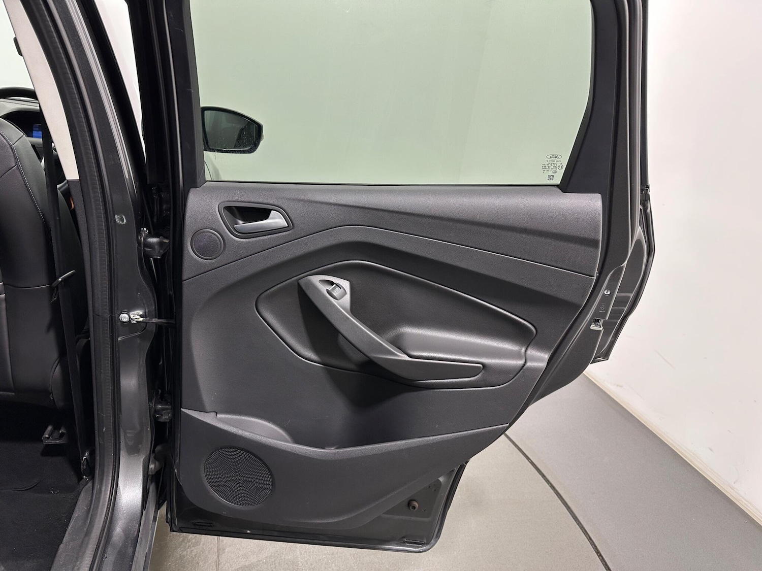 Used Ford Kuga 2015 for sale - 78115874: Photo 42