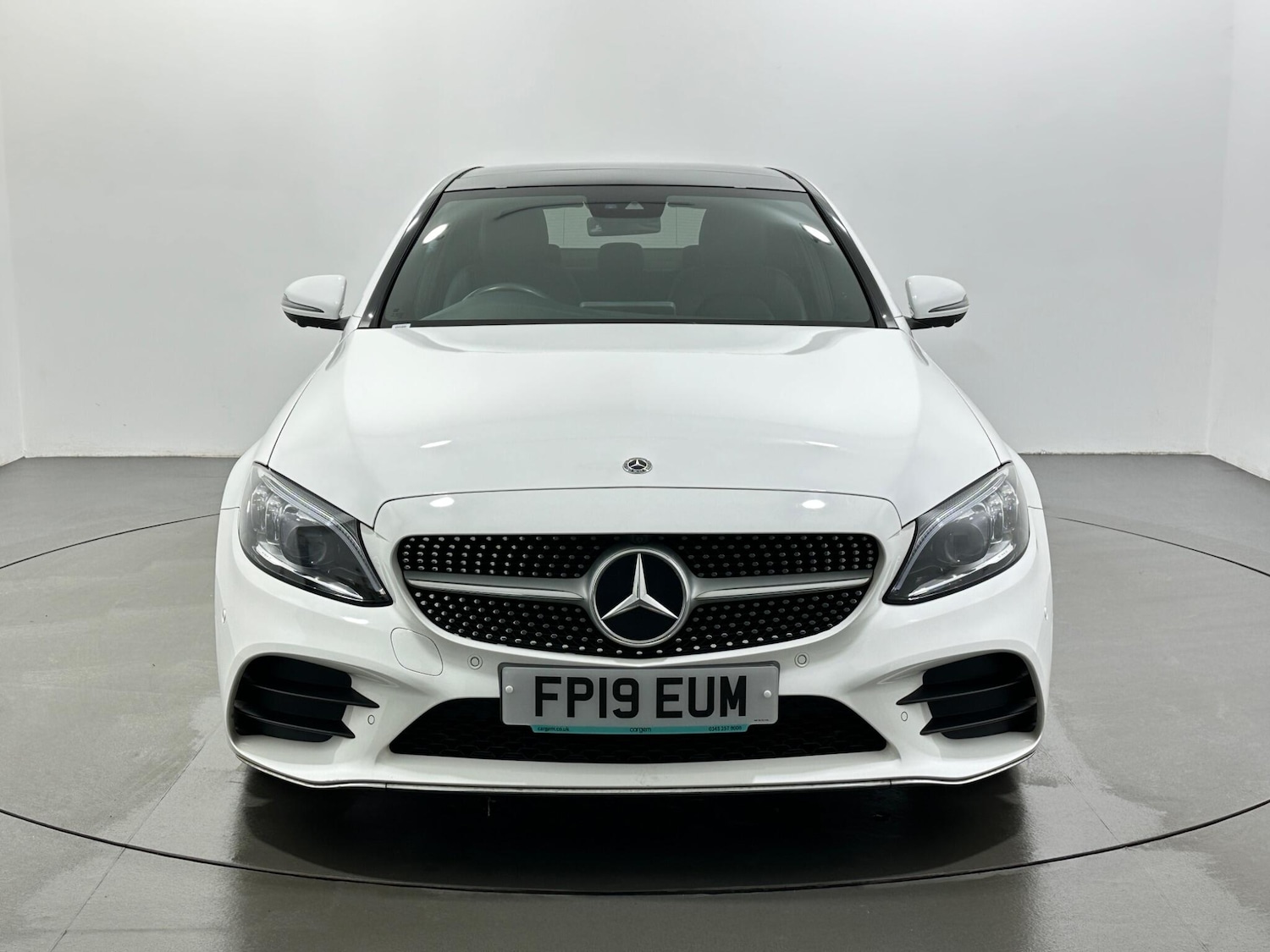 Used Mercedes-Benz C Class 2019 for sale - 77586345: Photo 3