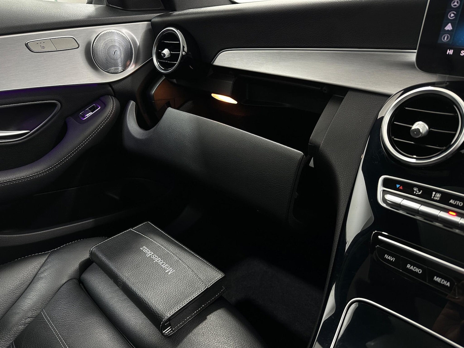 Used Mercedes-Benz C Class 2019 for sale - 77586345: Photo 30