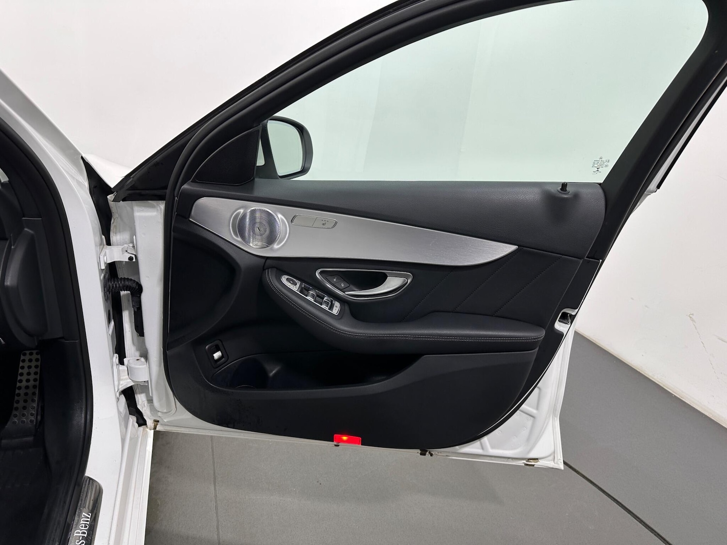 Used Mercedes-Benz C Class 2019 for sale - 77586345: Photo 36