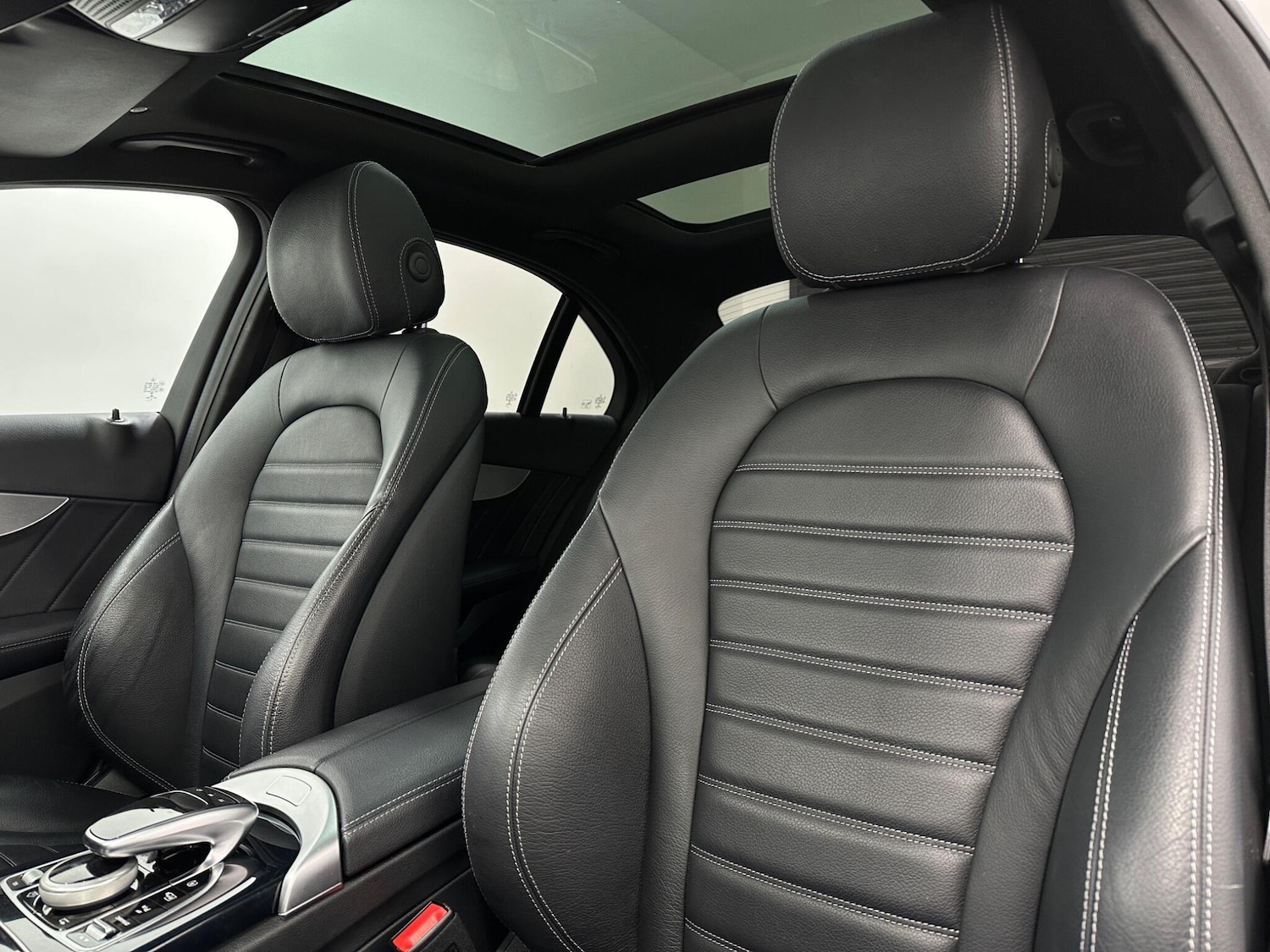 Used Mercedes-Benz C Class 2019 for sale - 77586345: Photo 38