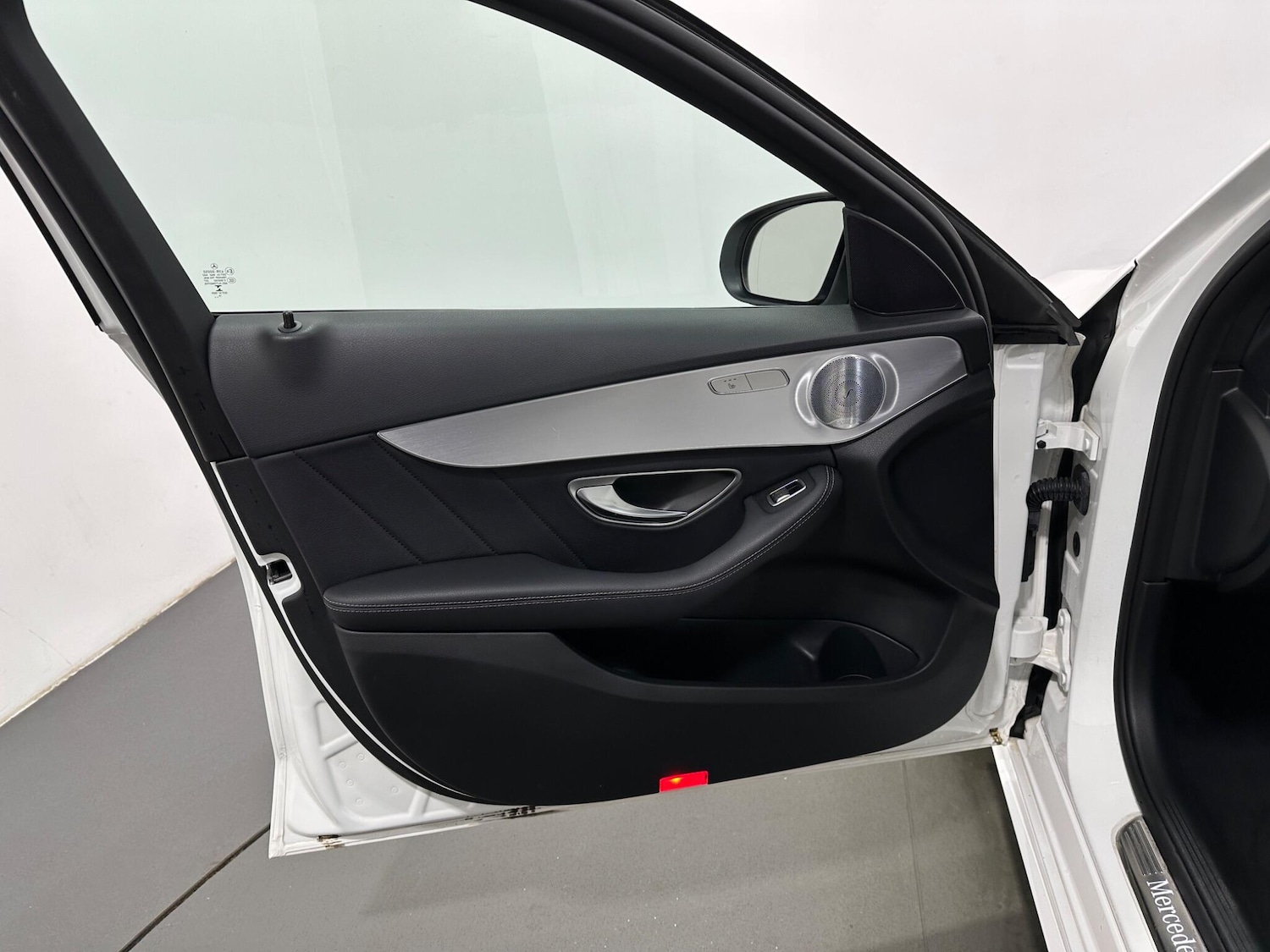 Used Mercedes-Benz C Class 2019 for sale - 77586345: Photo 39