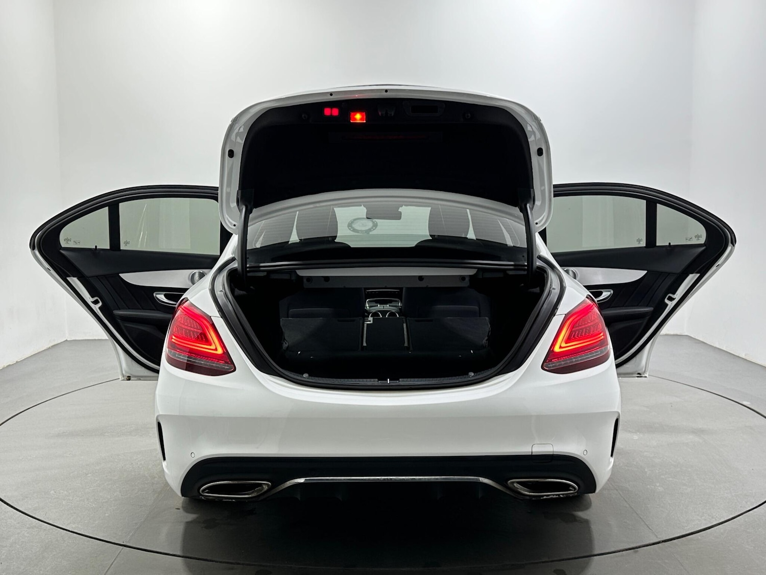 Used Mercedes-Benz C Class 2019 for sale - 77586345: Photo 46